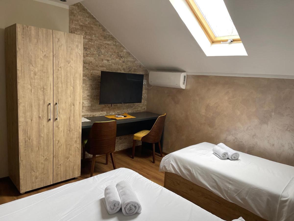 Apartmani Mali Vikend Belgrado Exterior foto